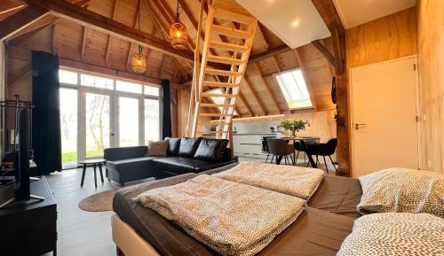 One-Bedroom Villa