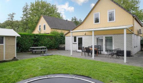 Four-Bedroom Holiday Home