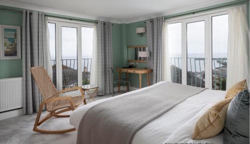 Deluxe Double or Twin Room with Sea View