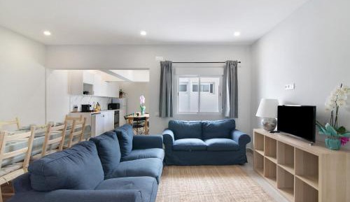 Three-Bedroom Superior Apartment