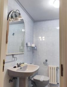 Twin Room with City View