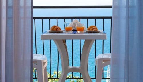 Two-Bedroom Apartment with Sea View