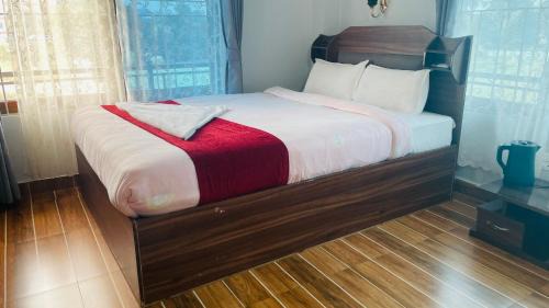 Double or Twin Room with Private Bathroom