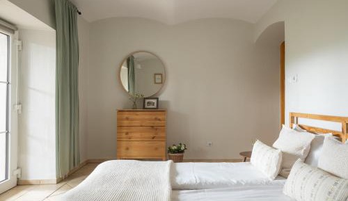 Suite with Garden View