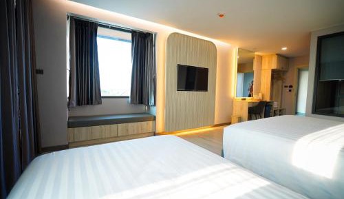Triple Room with Balcony