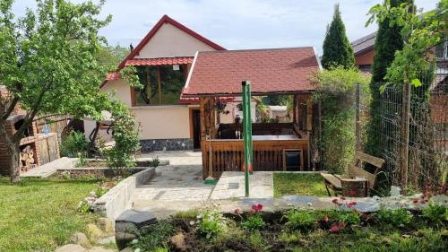 Villa with Garden View