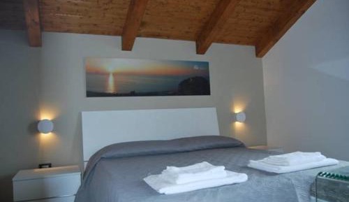 Deluxe Double Room with Balcony and Sea View