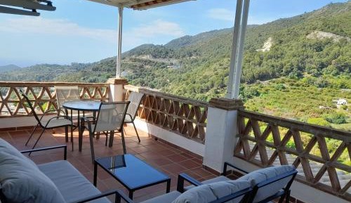 Penthouse Apartment with Terrace