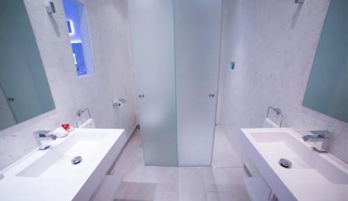 Double or Twin Room Without View