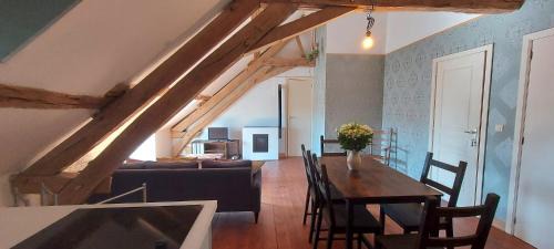 Quadruple Room with Private Bathroom