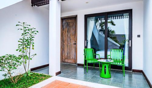 Deluxe Double or Twin Room with Balcony