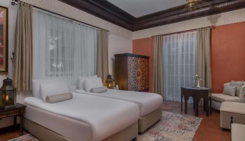 Comfort Club Room