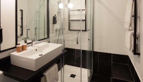 Room for 1 or 2 people