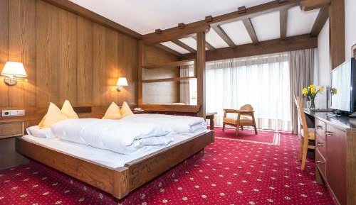 Double Room with Lake View