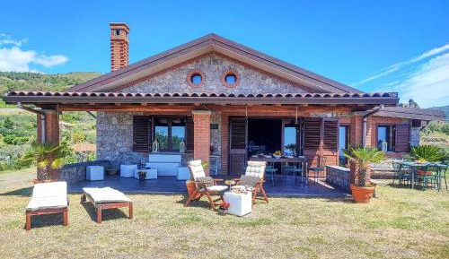 Two-Bedroom Holiday Home
