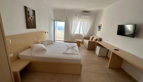 Queen Room with Sea View