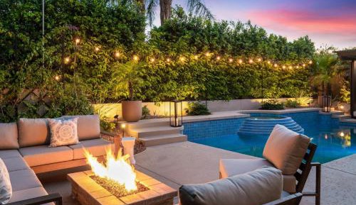 Five-Bedroom Holiday Home