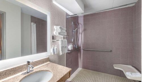 King Room - Disability Access/Non-Smoking