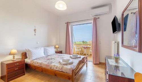 Superior One-Bedroom Apartment with Balcony