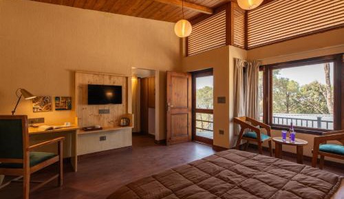 Deluxe Family Room