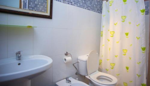 Triple Room with Private Bathroom