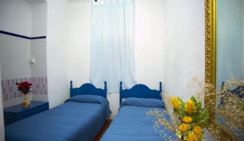 Twin Room with Private Bathroom