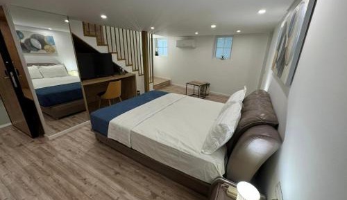 Deluxe Family Suite
