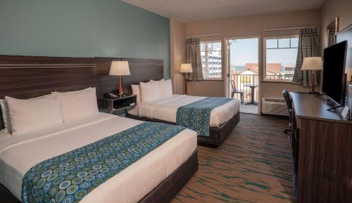 Queen Room with Two Queen Beds - Non-Smoking