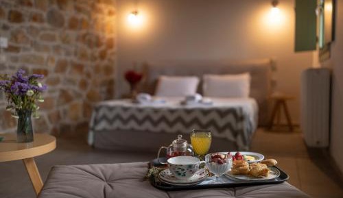 Deluxe Double or Twin Room with Mountain View