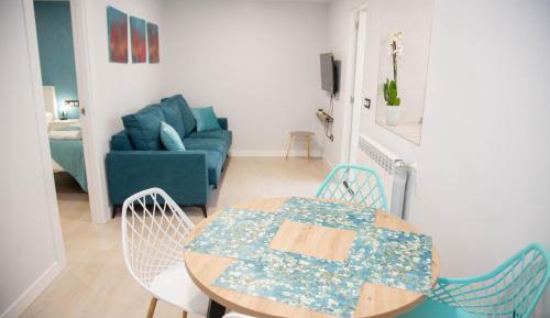 Two-Bedroom Deluxe Apartment