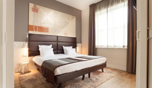 Suite with One King Bed