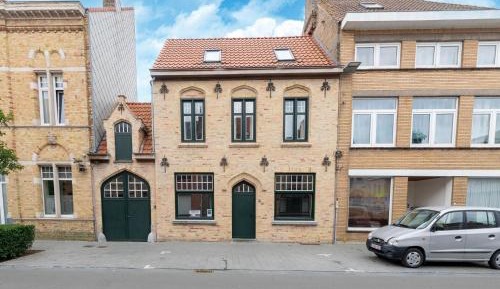 Four-Bedroom Holiday Home