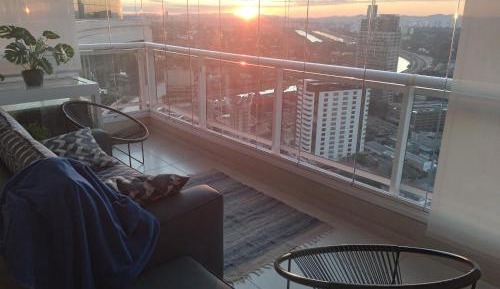 Deluxe One-Bedroom Apartment with City View