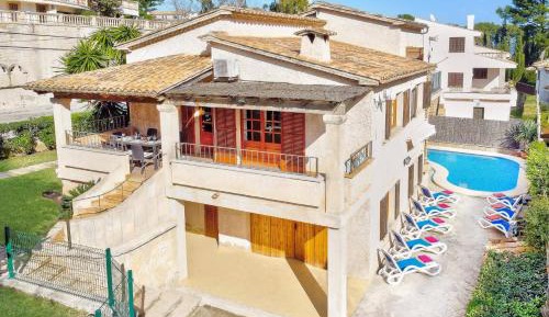 Four-Bedroom Villa