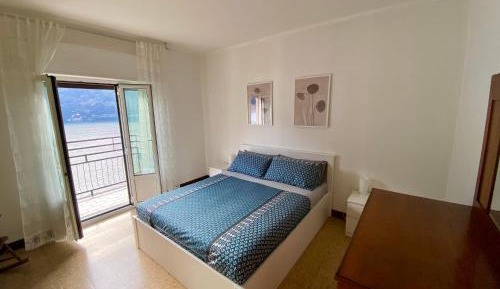 Two-Bedroom Apartment with Lake View