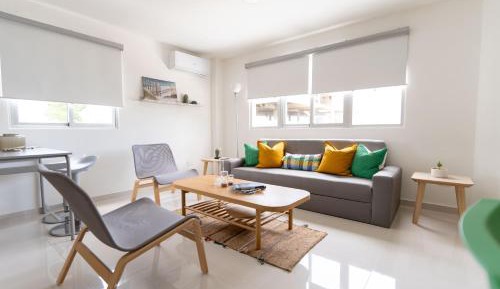One-Bedroom Apartment - Non-Smoking