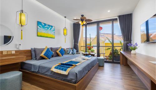 Deluxe Double Room with Balcony