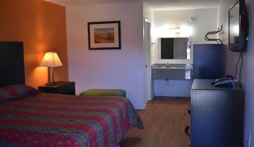 Standard King Room