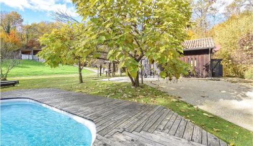 One-Bedroom Holiday Home