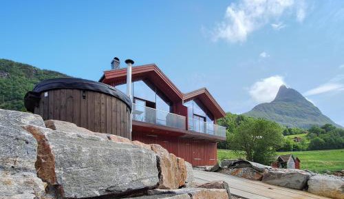 Two-Bedroom Holiday Home