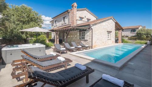 Four-Bedroom Vacation Home