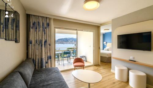 One-Bedroom Apartment with separate toilet