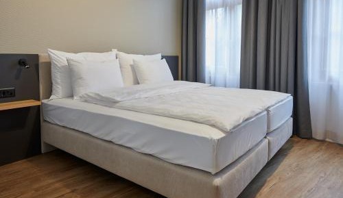 Room #1191246504
