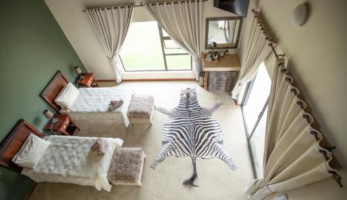 Twin Room with Private Bathroom