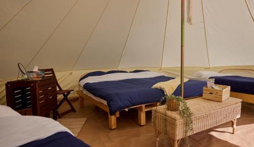 Tent Lotus Quadruple