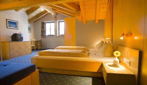 Double Room with Shower