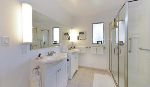 HEPBURN ROOM
