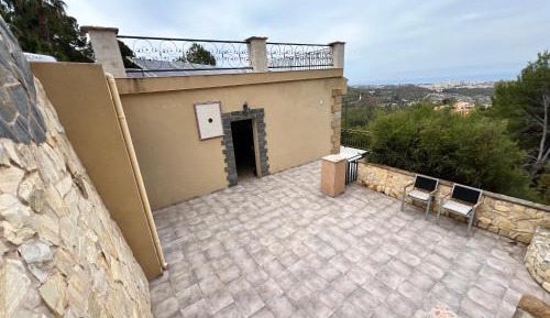 One-Bedroom Apartment with Sea View and Terrace