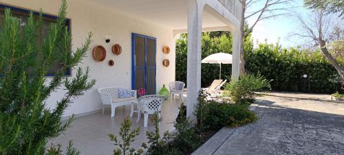 Villa with Garden View