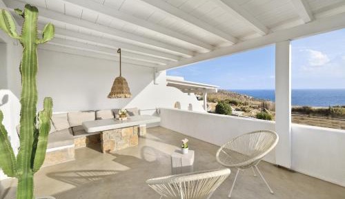 Studio with Sea View
